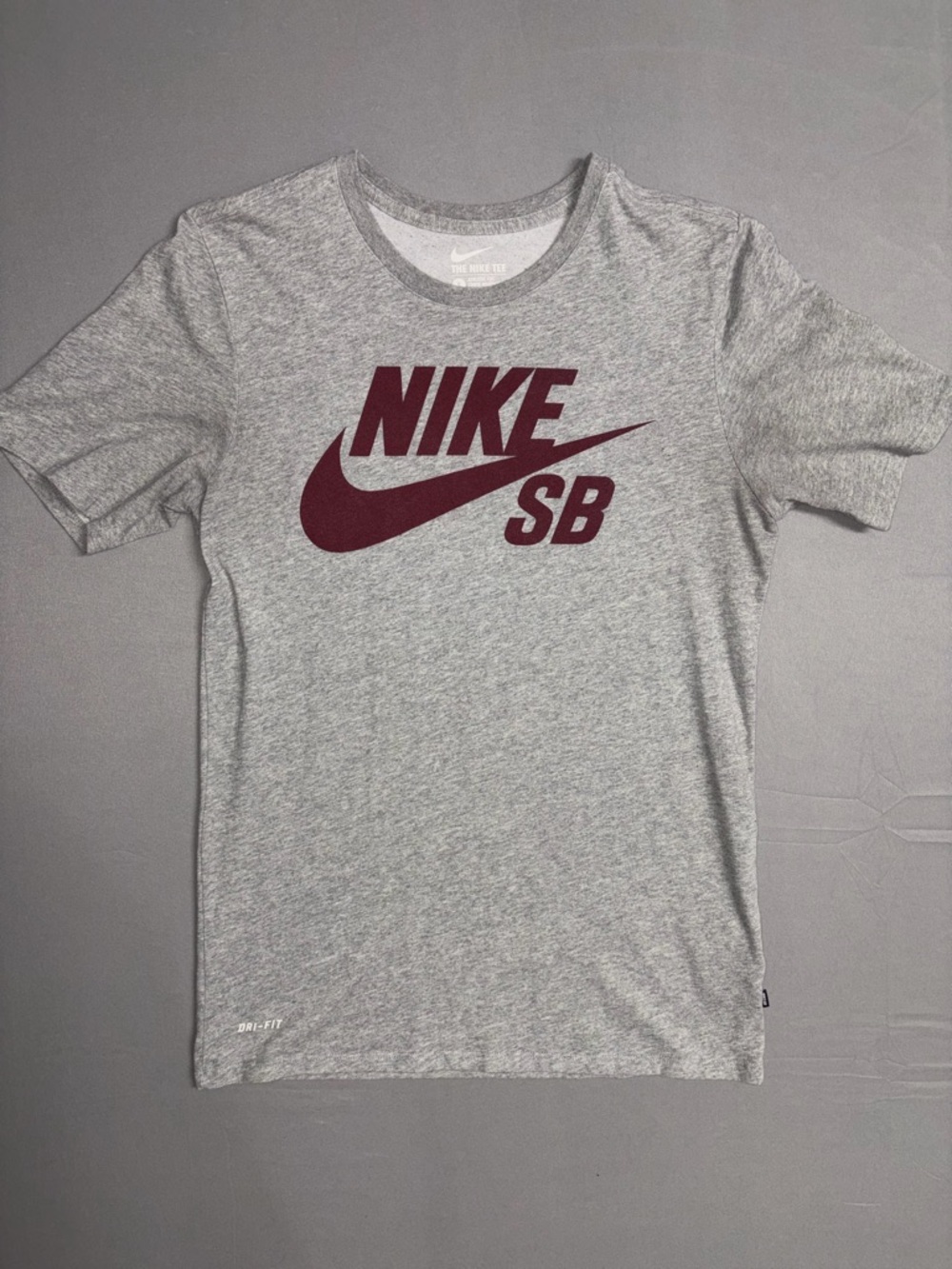 Nike Men's Gray T-Shirt with Maroon SB Swoosh